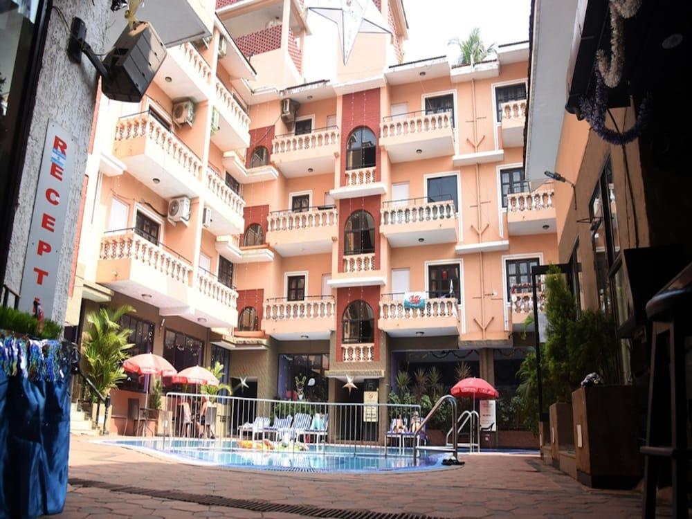 Ticlo Resorts Calangute Luaran gambar