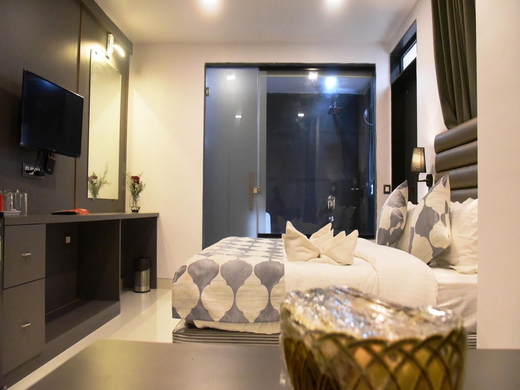 Ticlo Resorts Calangute Luaran gambar