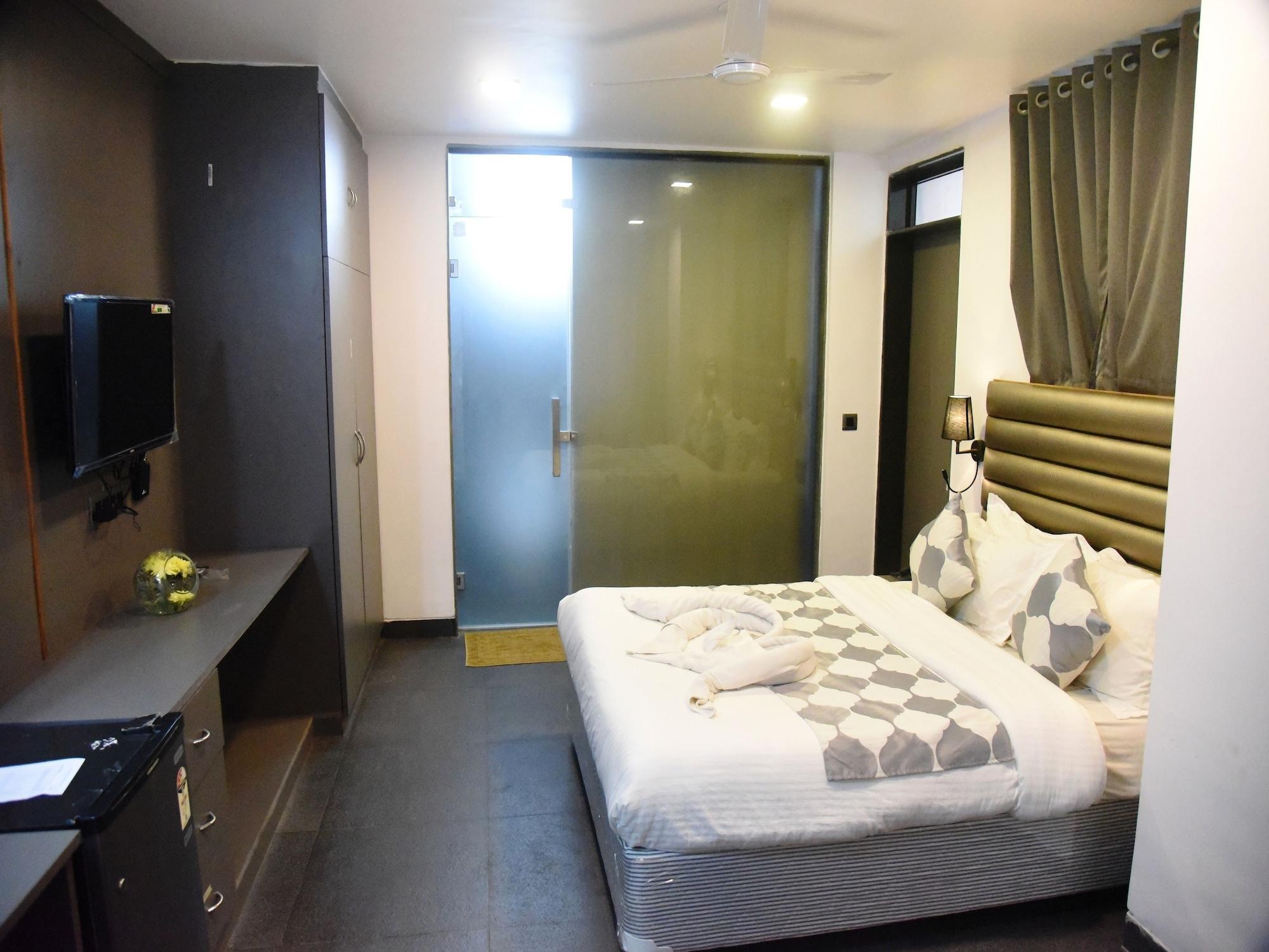 Ticlo Resorts Calangute Luaran gambar