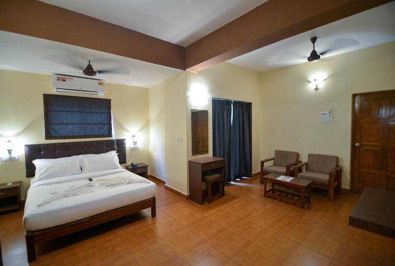 Ticlo Resorts Calangute Luaran gambar